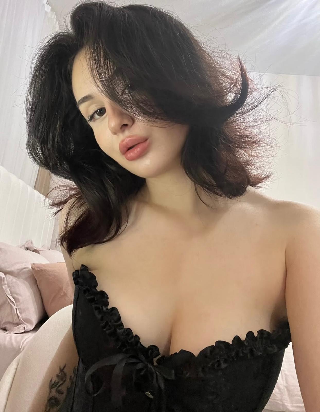 Kuşçular Arabada Görüşen Escort Cemre