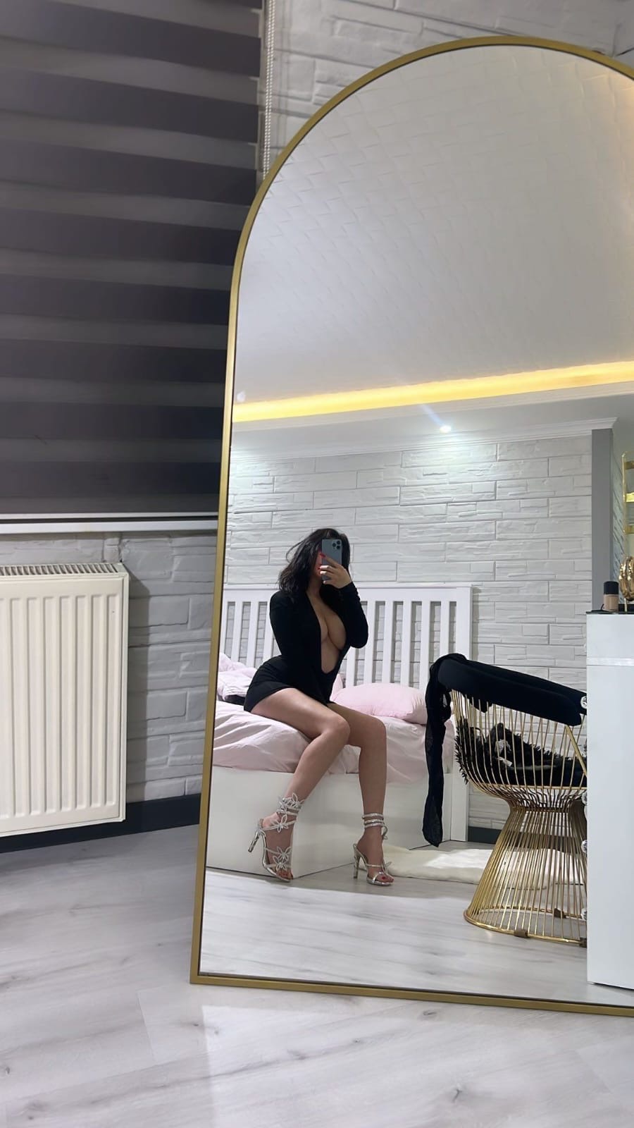 Kuzey Yıldızı Alımlı Bayan Escort İrem